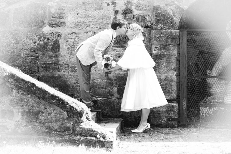 Photographe mariage Parc de Grouchy Osny – séance couple en extérieur